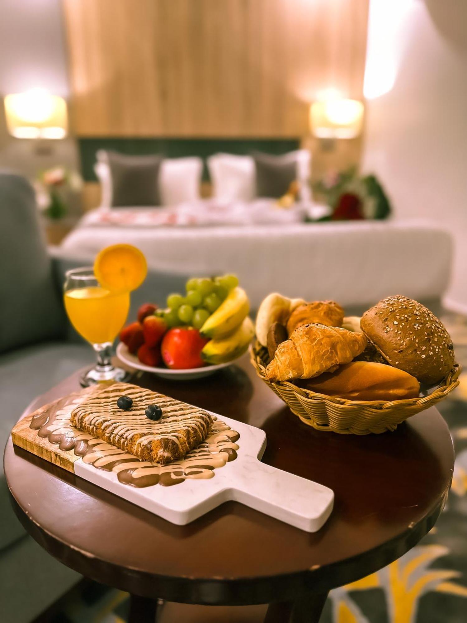 Laten Suites Prince Sultan Jeddah Exterior photo